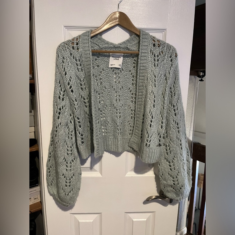 Abercrombie Knit Crochet cardigan crop top